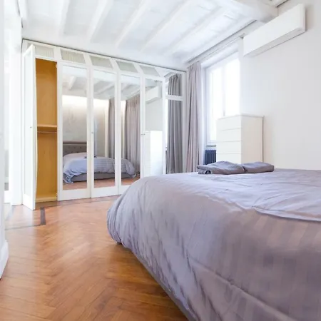 Appartamento Elegante E Completamente Arredato In Duomo *